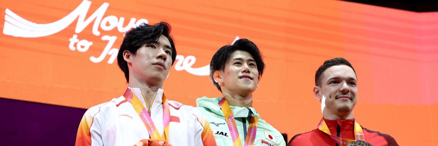 noé • hong yanming world champion 🥇's banner