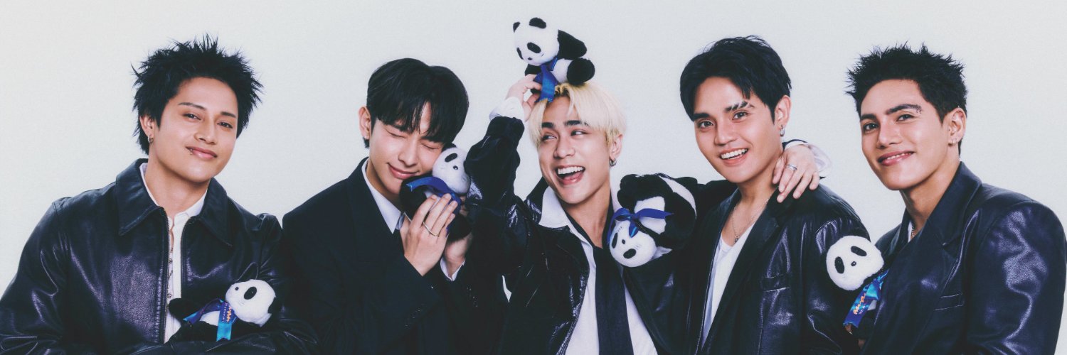 dianneC 🌽🍂's banner