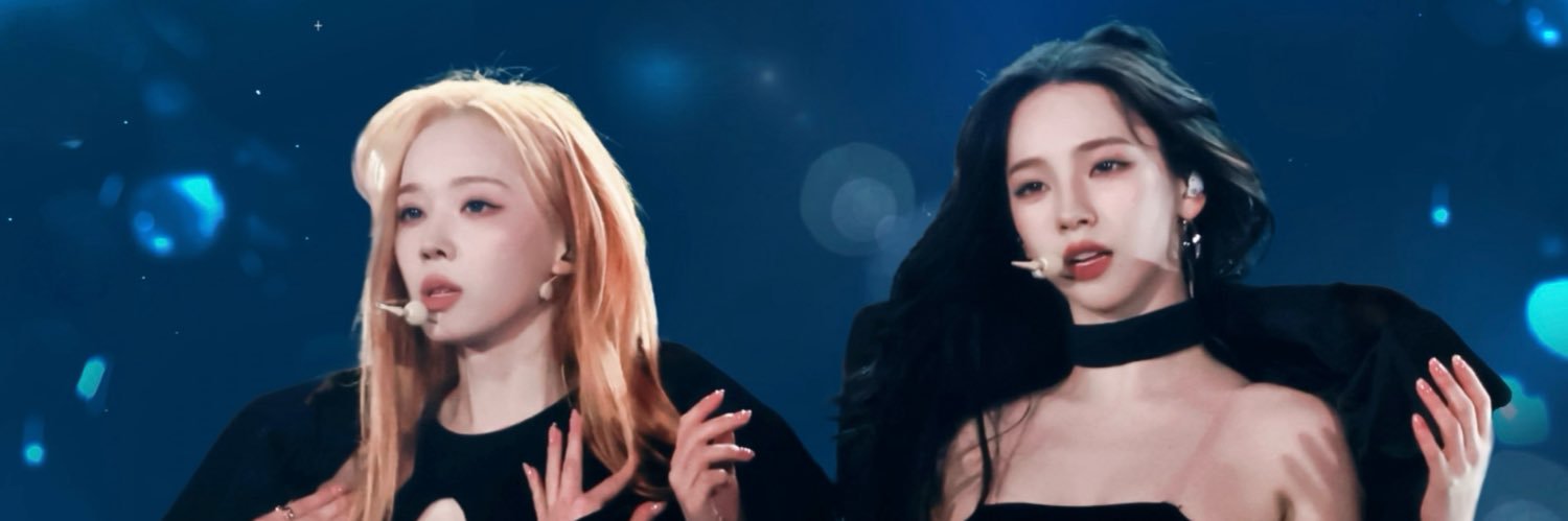 Qizi's banner