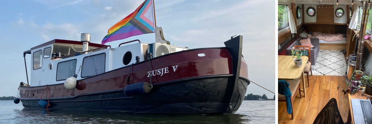 Lente ⛵ dev on a boat's banner