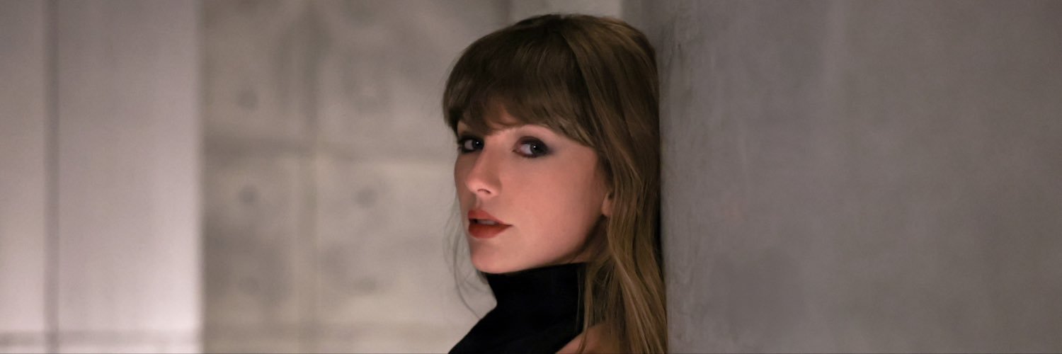Taylor Swift Updates+'s banner
