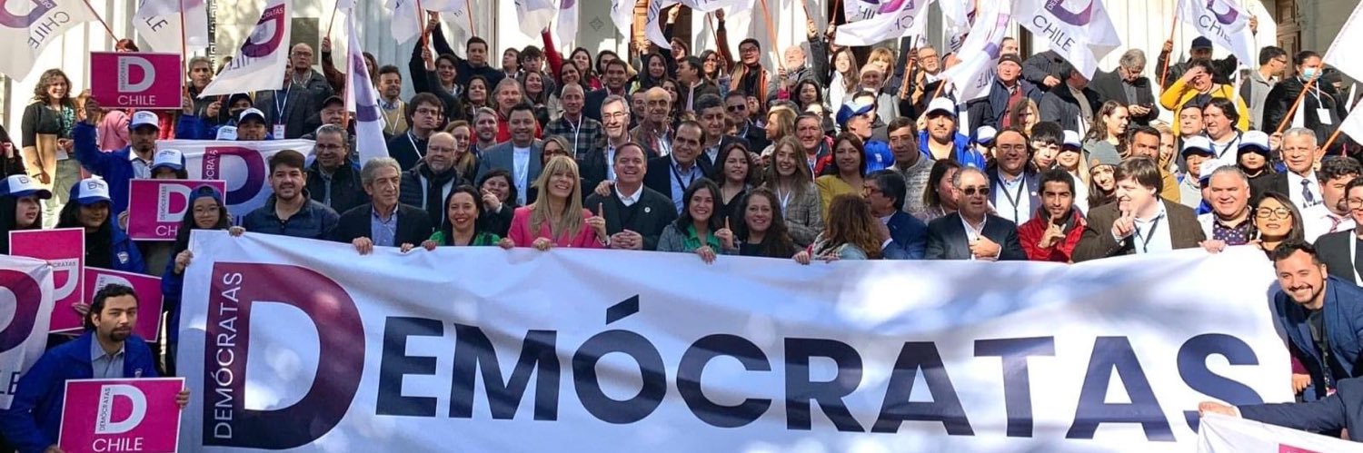 Demócratas Chile's banner