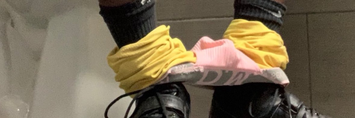 PRETTY💩SHITTY's banner