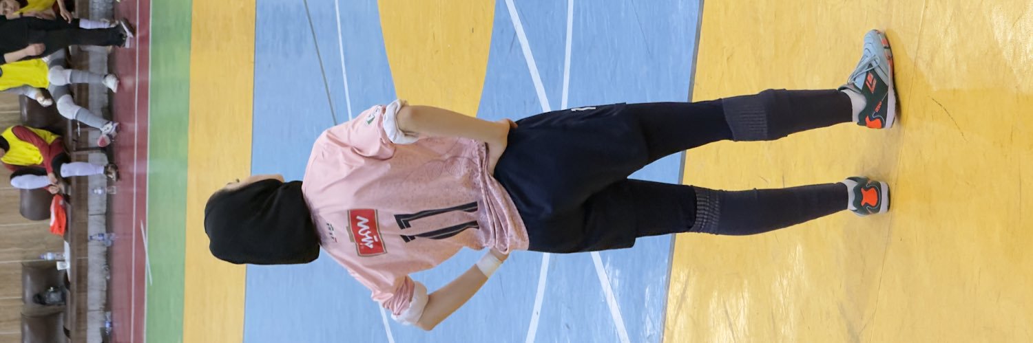 ربات شماره 11's banner