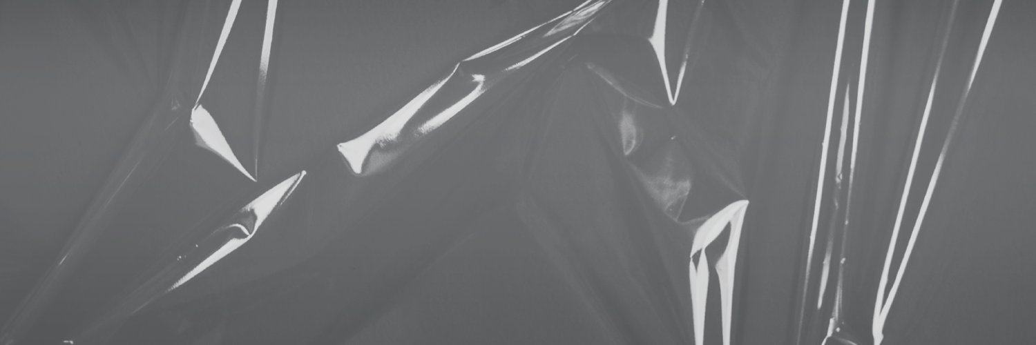 金子理江STAFF's banner