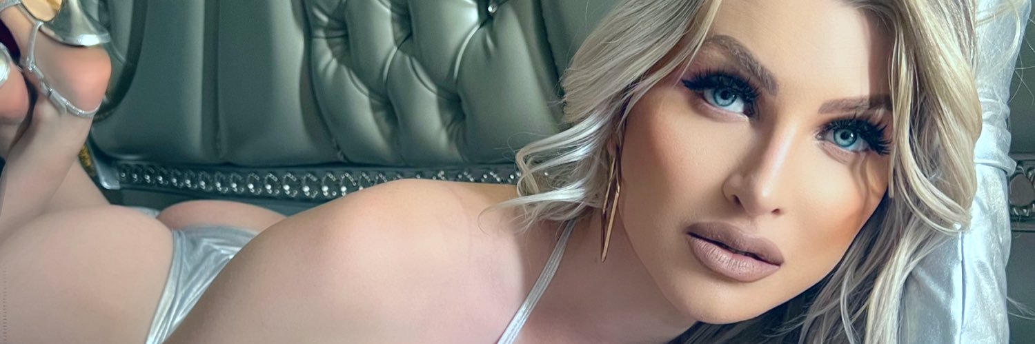Holly Starr's banner