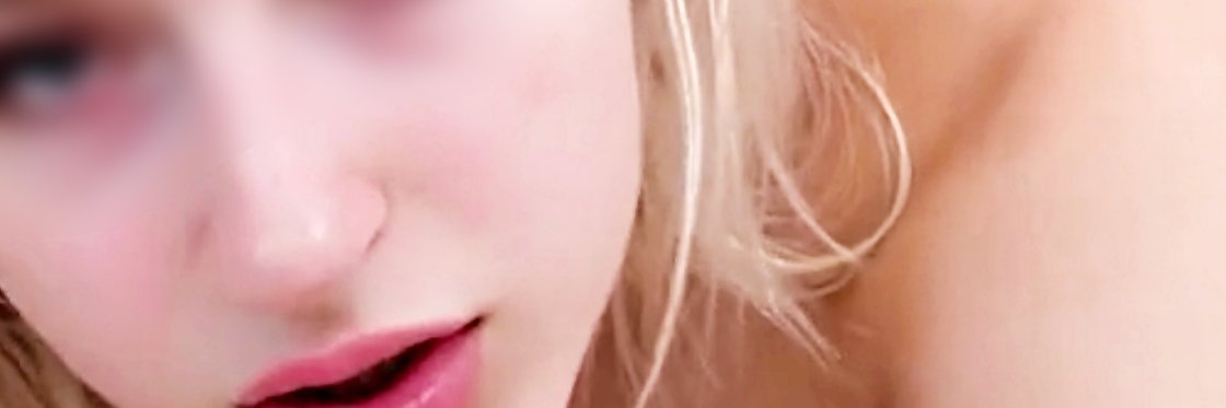 Chloe Rakel's banner