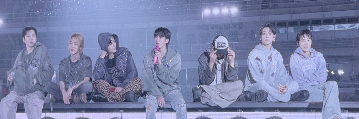 mathi koo bff⁷ seeing bts🪭's banner