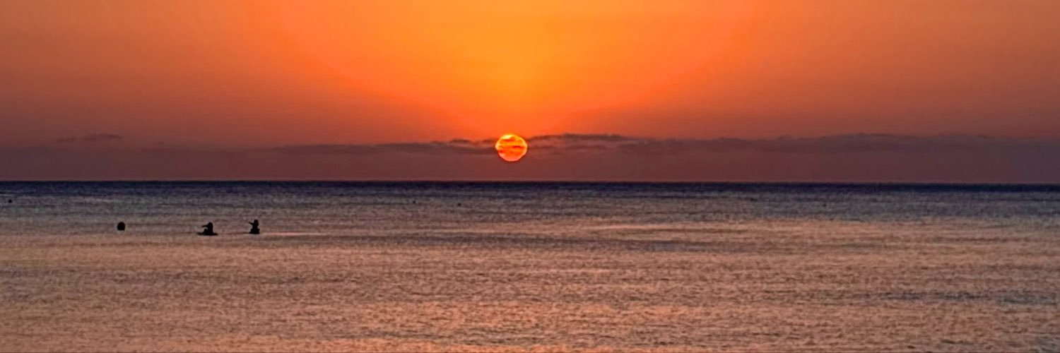 clau ✮'s banner