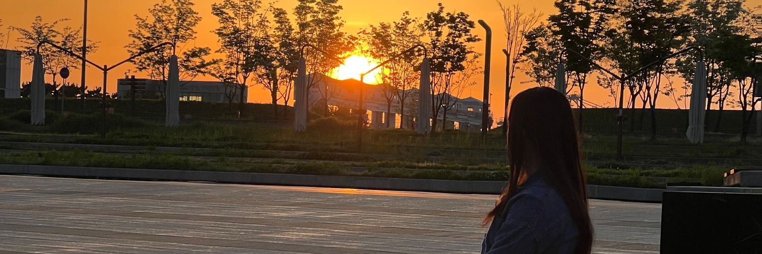 현지🙄's banner