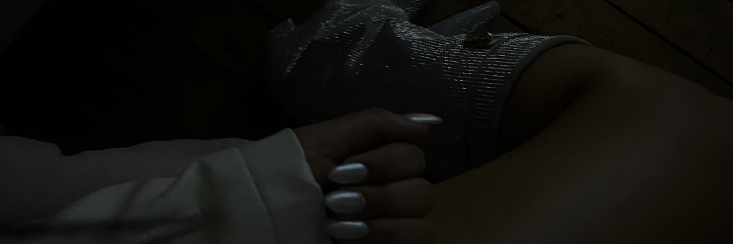 ℐ𝓈𝒾𝒹𝑜𝓇𝒶's banner