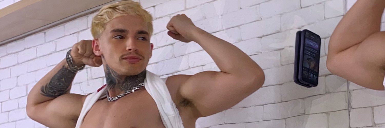 DE LUCCA 🍆🔞's banner