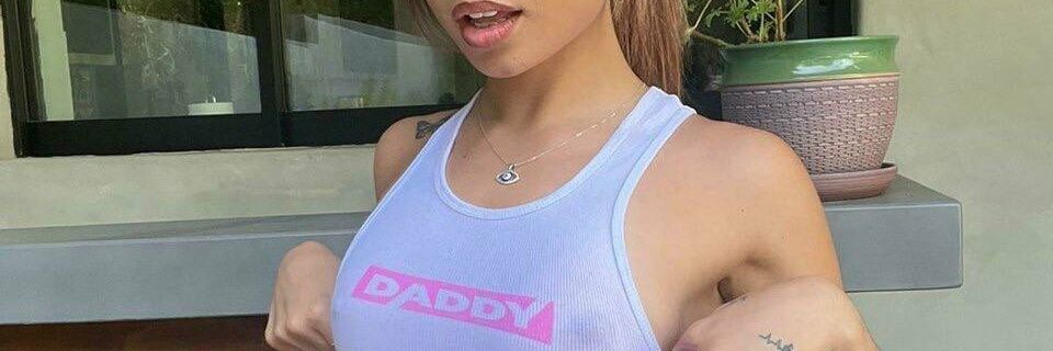 Chloe 🦋's banner