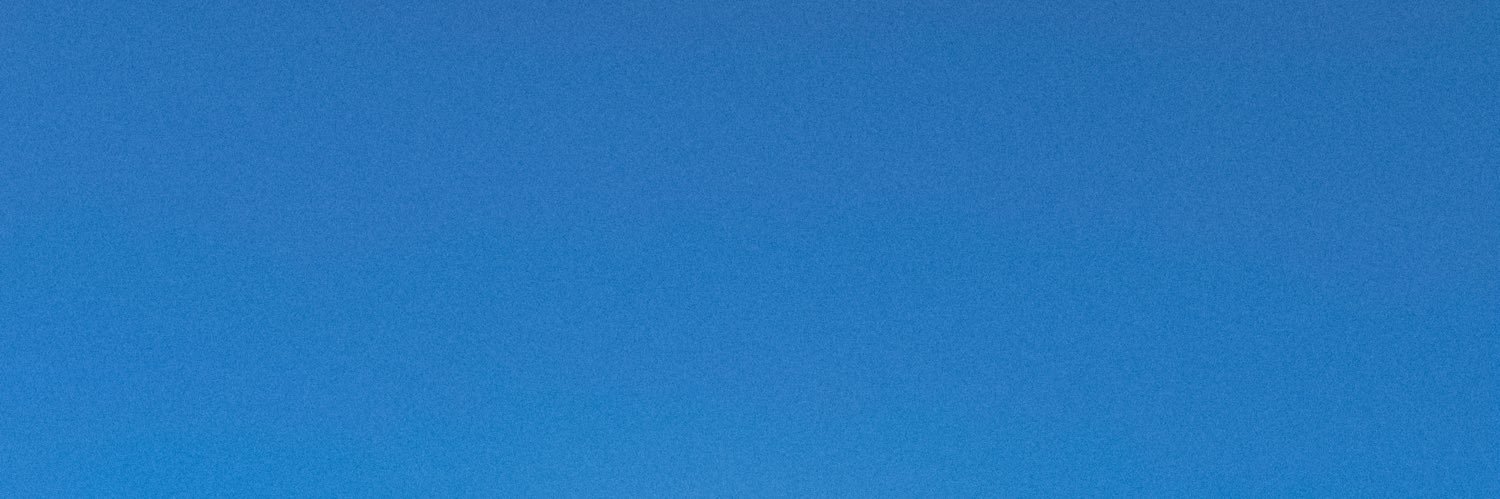 luan's banner