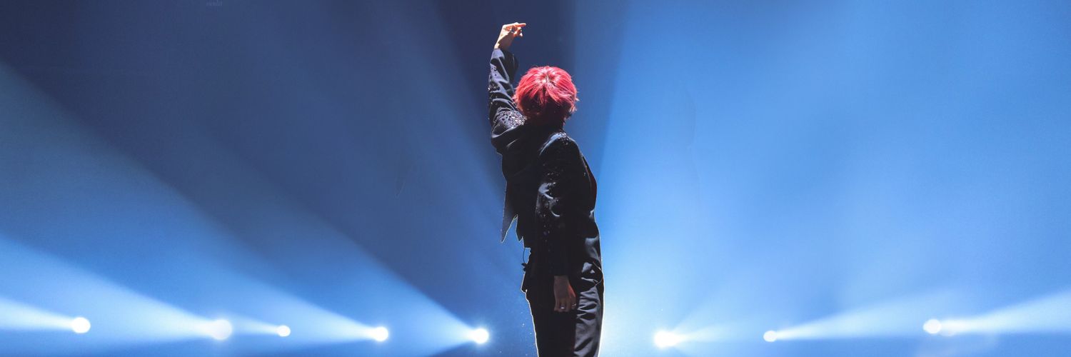 𝐬𝐮𝐧𝐥𝐢𝐭's banner