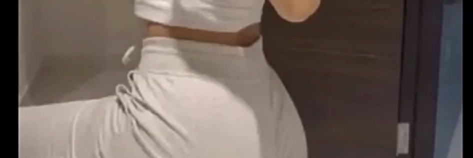 Paid Lesbianليز Dubaiدبي's banner