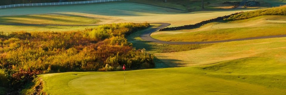Tot Hill Farm Golf Club's banner