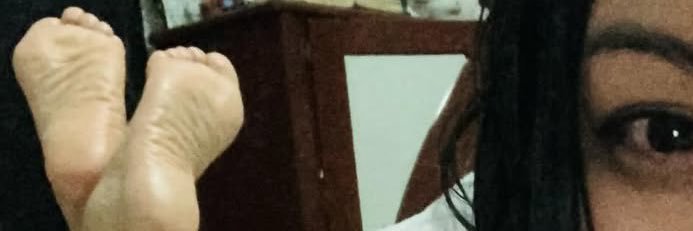 Sexyfeetlatinas 👑's banner