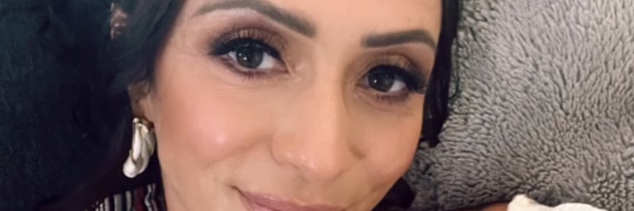 ariella ferrera's banner