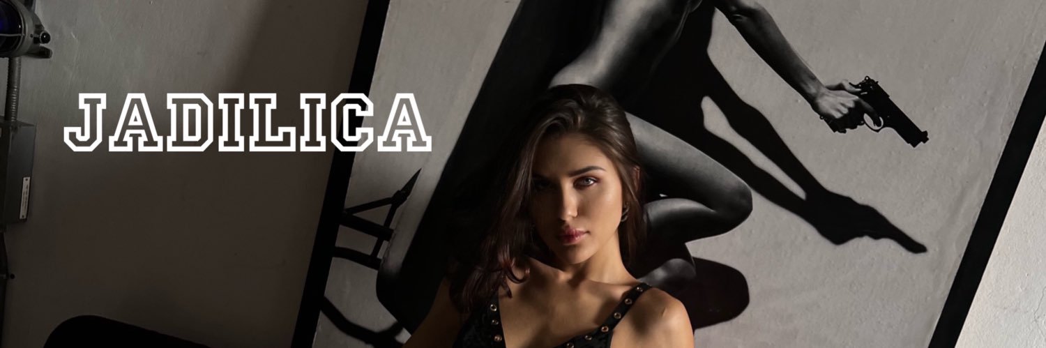 Jadilica's banner