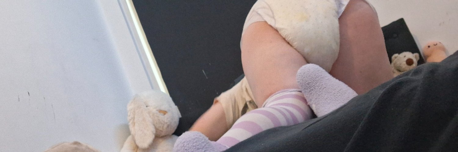 kira fembaby🎀🍼💖💝's banner