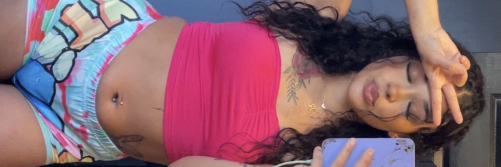 h o n e y 🍯's banner