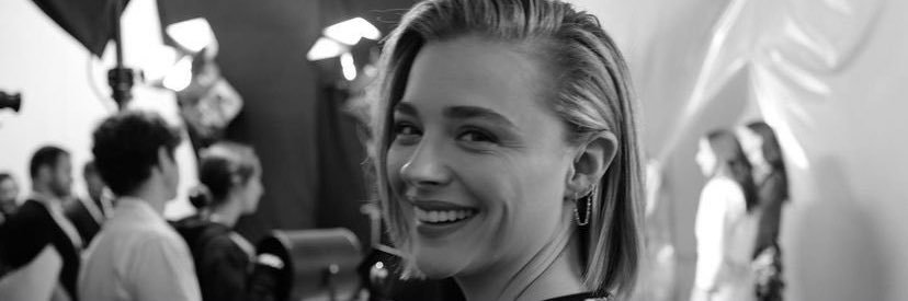 Chloë Grace Moretz Update's banner