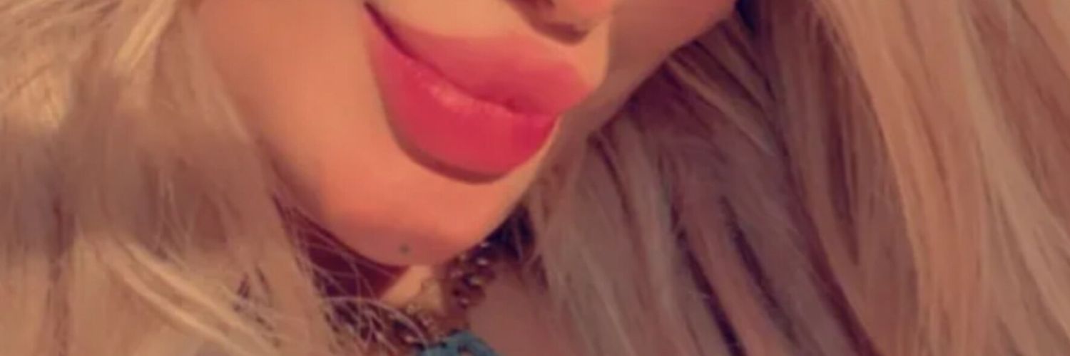 الملكه نسرونه's banner