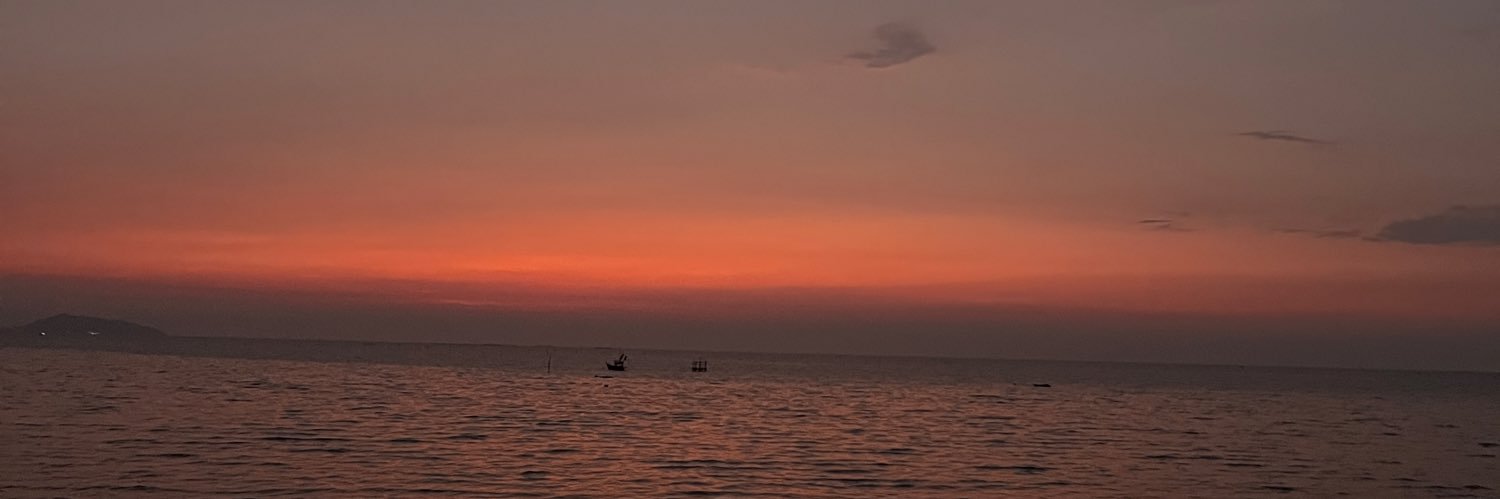 sunset🎞️'s banner