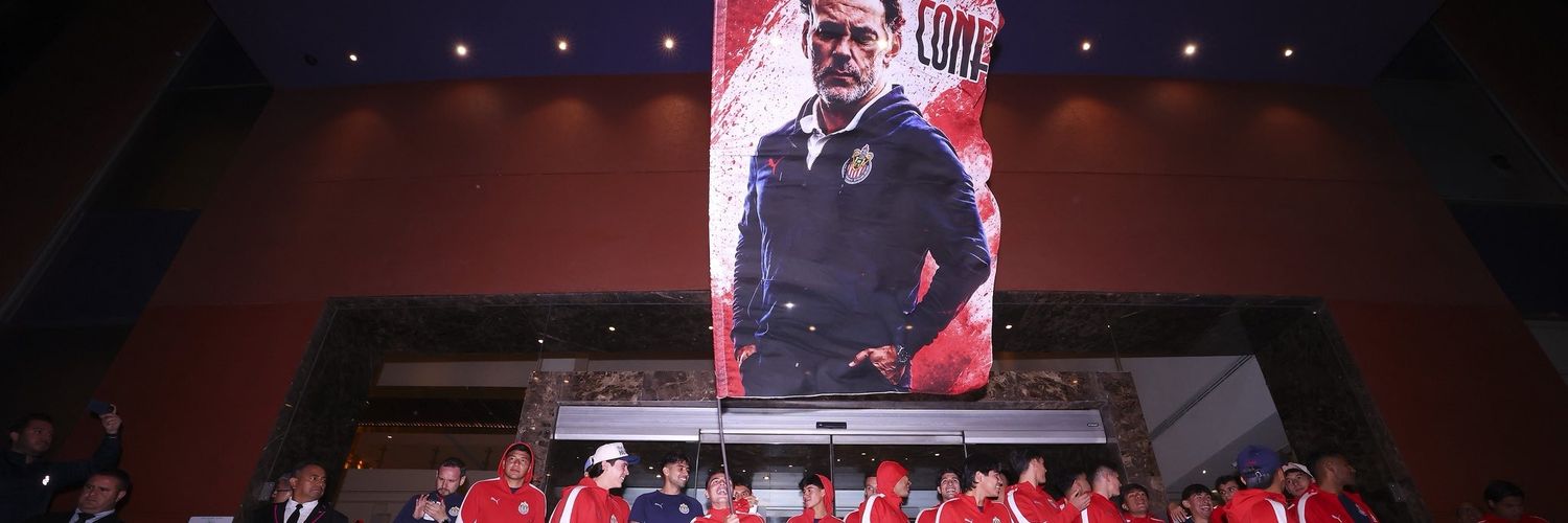 cнıѵıтα ⚽ 💕's banner