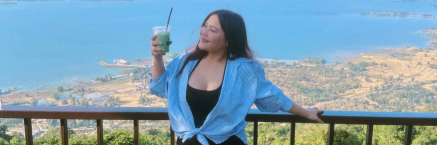 May a 🌻's banner