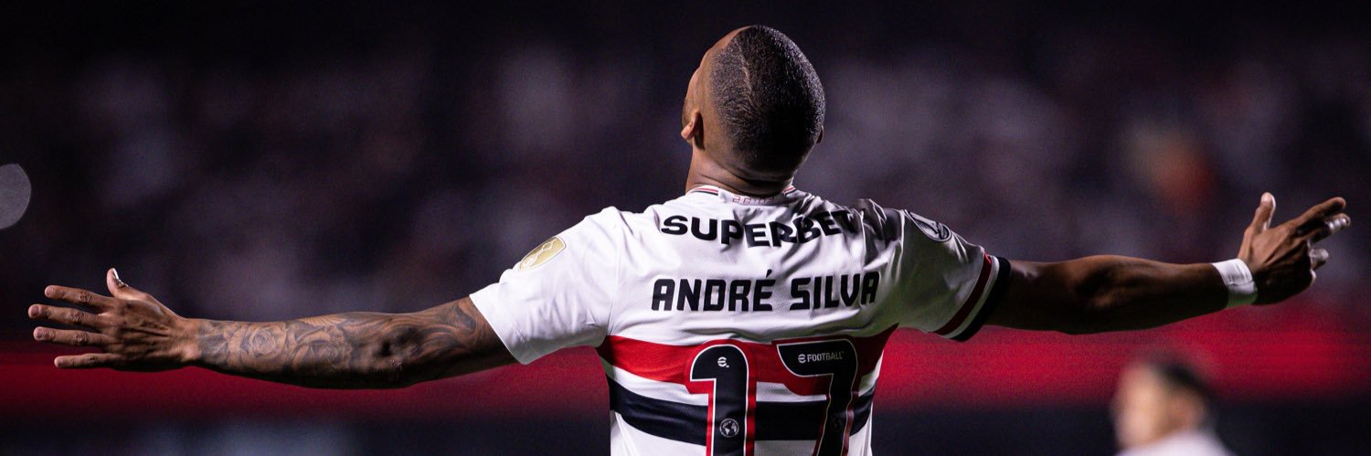 André Silva's banner