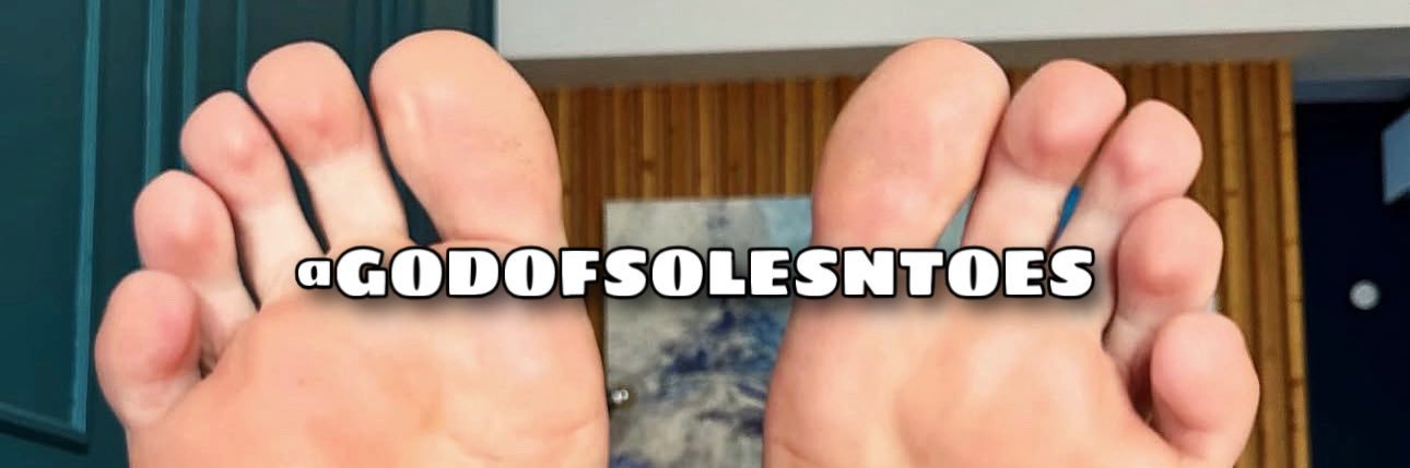 FEET COMMUNITY 👣's banner
