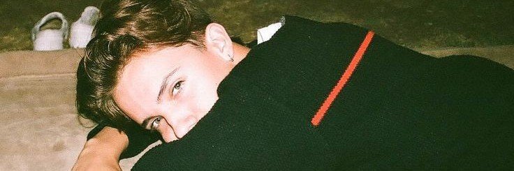 clara | keep up 17.09's banner