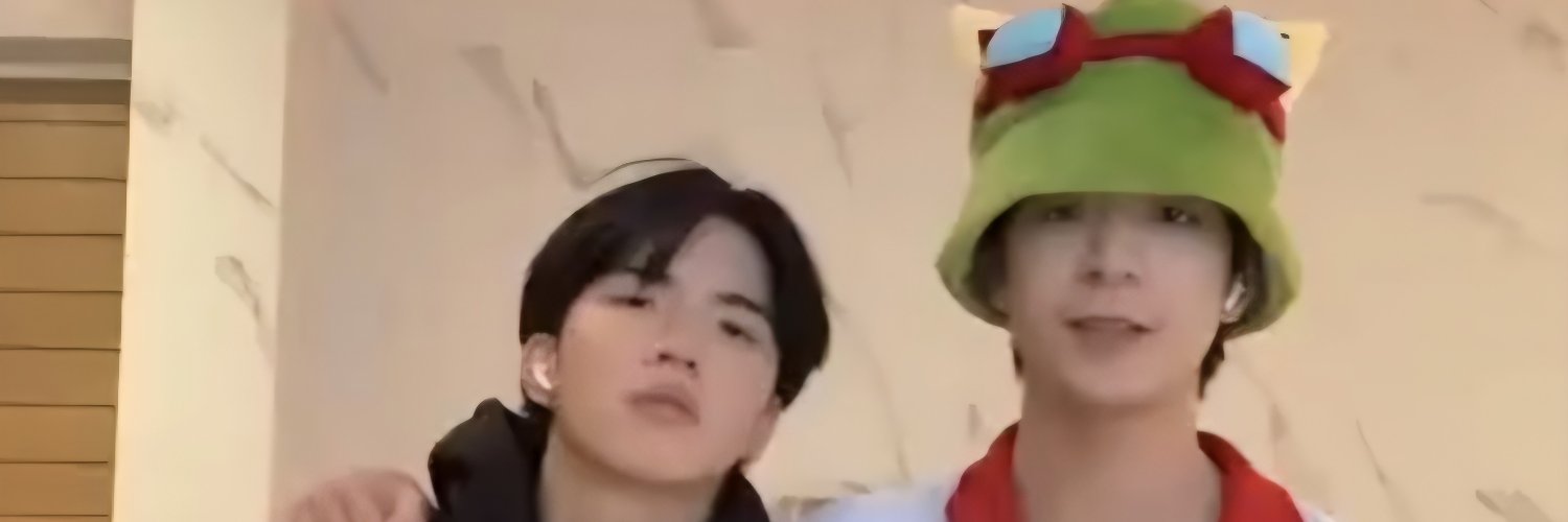 𝗣𝗼𝘆𝗹𝗶𝗻♡⁠｡(rest)'s banner