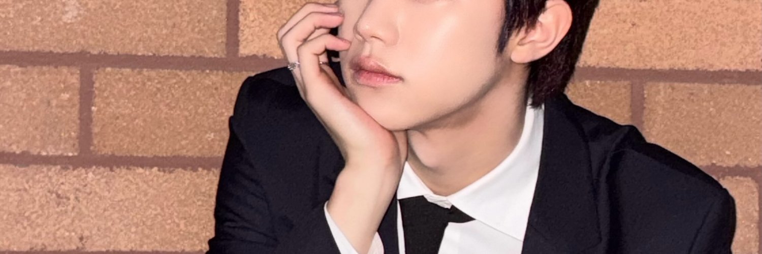 blue한 ♡ is calling 📞's banner