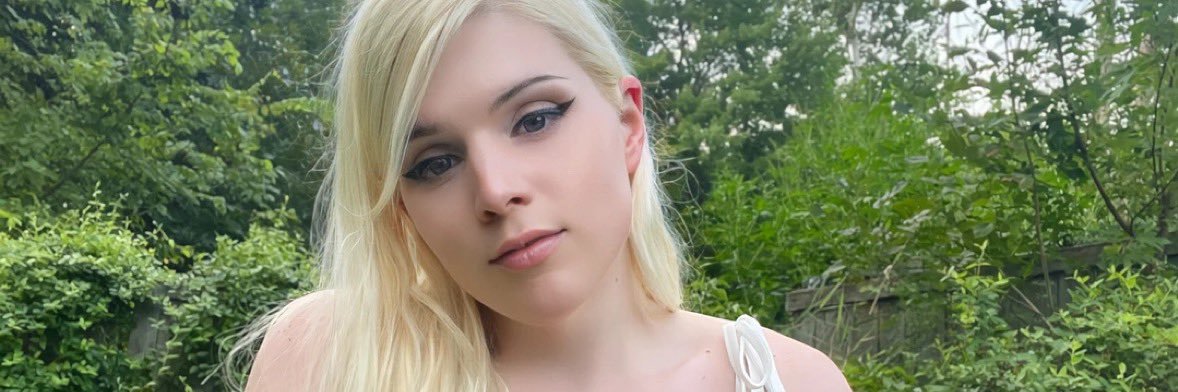 🎀 Amanda Rae 🎀's banner