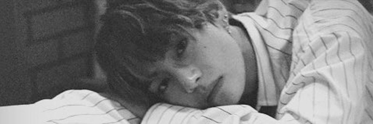 v's banner