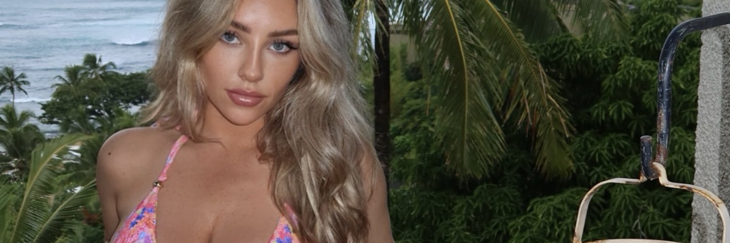 Ashlyn DuPont's banner