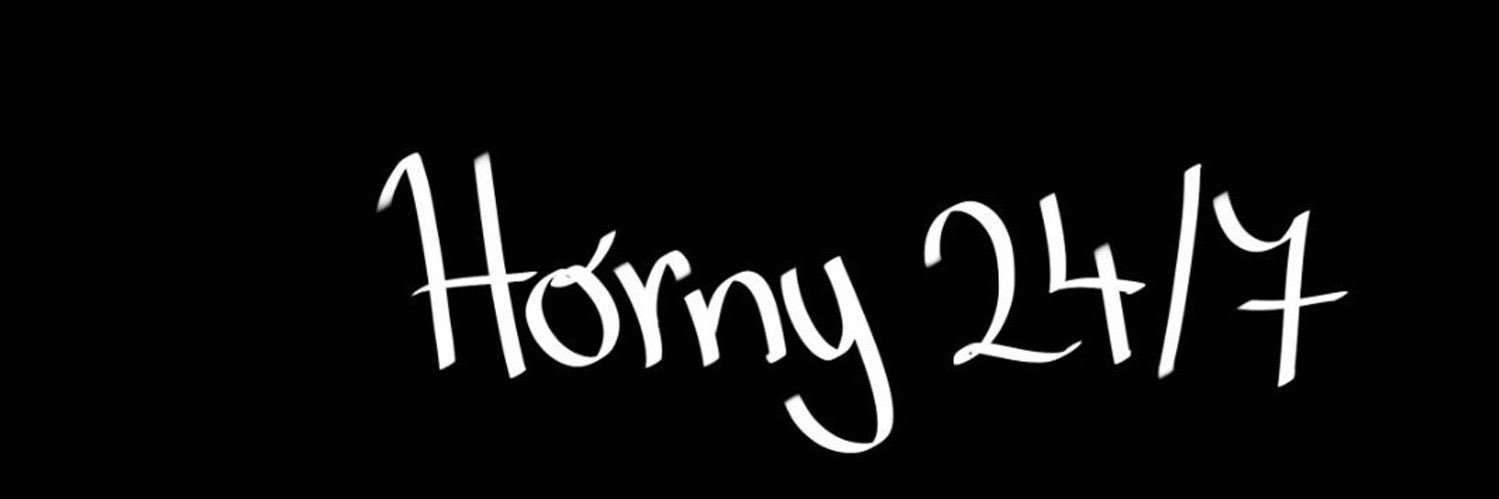 Vicky 🧸's banner