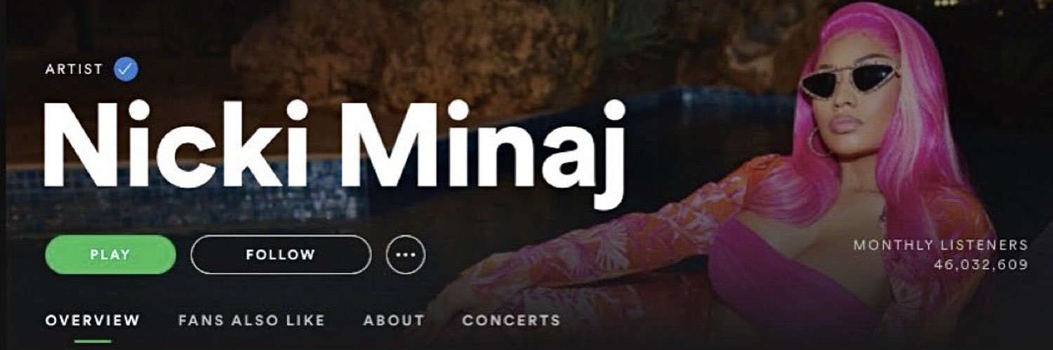 𝒬𝓊𝑒 ©'s banner