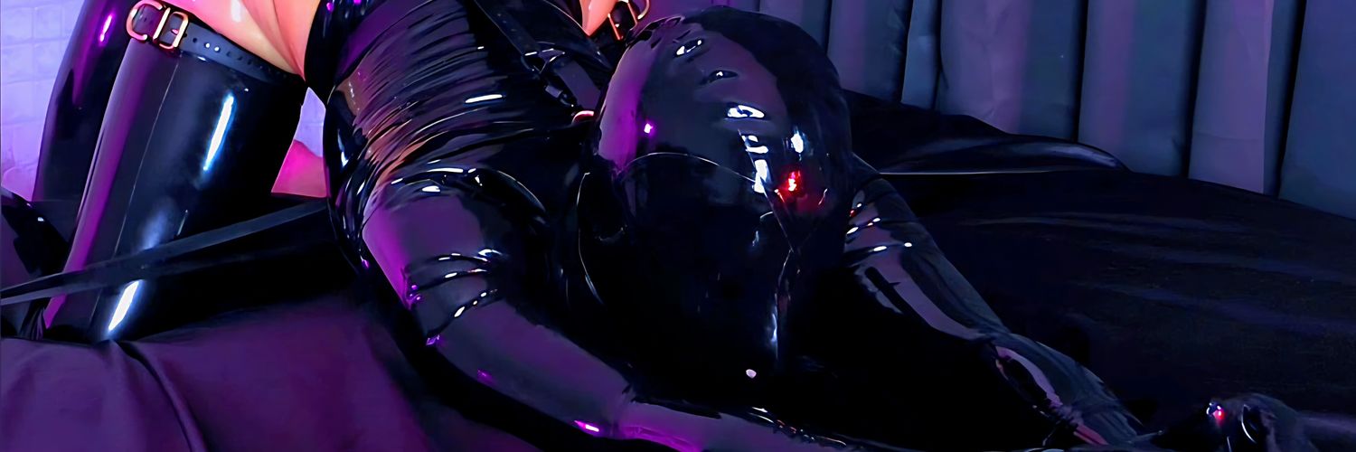 latexgirlnextdoor's banner