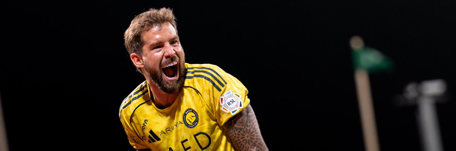 Iñigo Martinez's banner