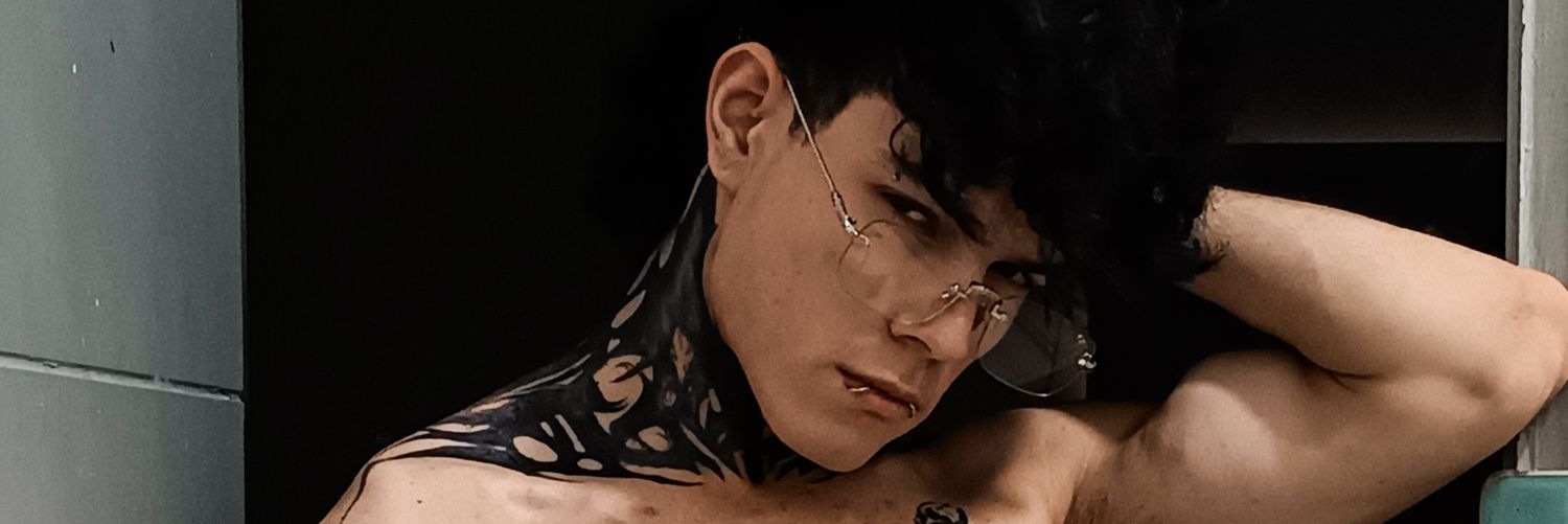 𝕯𝖆𝖒𝖎𝖊𝖓 𝖂𝖔𝖑𝖋 🦇 MEDELLÍN📍's banner