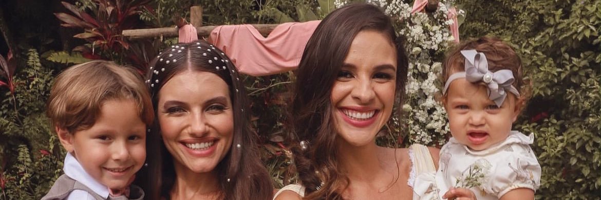 Luiza Campos's banner
