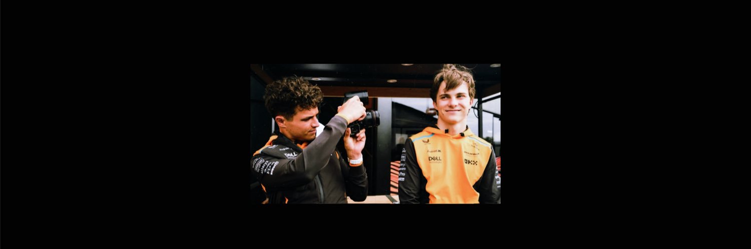 uki.⁸¹⁴'s banner