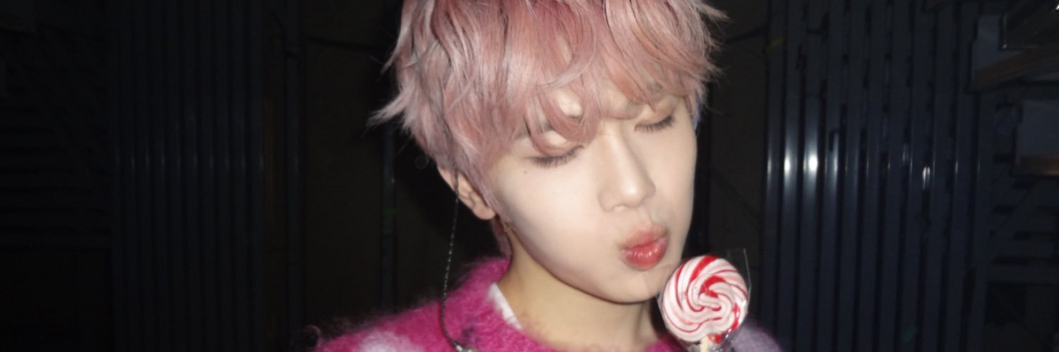 아이♥'s banner
