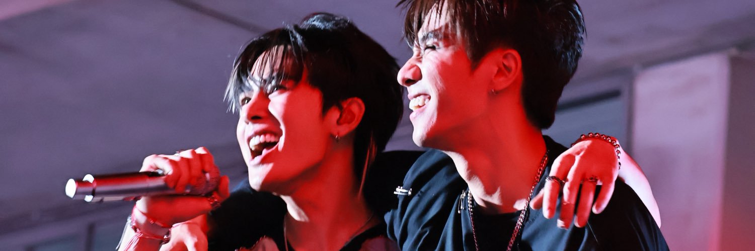 𝐈𝐰𝐨𝐮𝐥𝐝𝐩𝐚𝐢𝐧𝐭𝐲𝐨𝐮𝐦𝐢𝐧𝐞🎨's banner