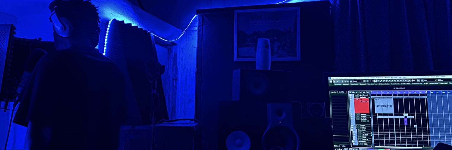 Devilinheaven😈's banner