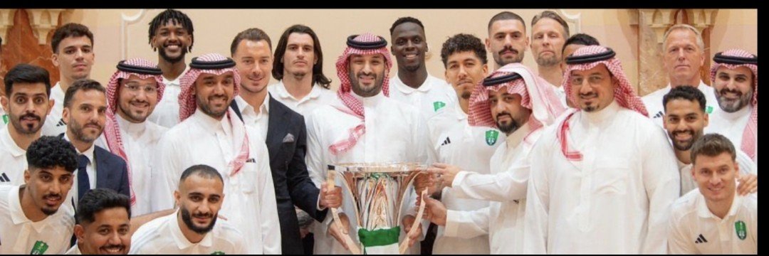 نخبوي ملكي زعيم's banner